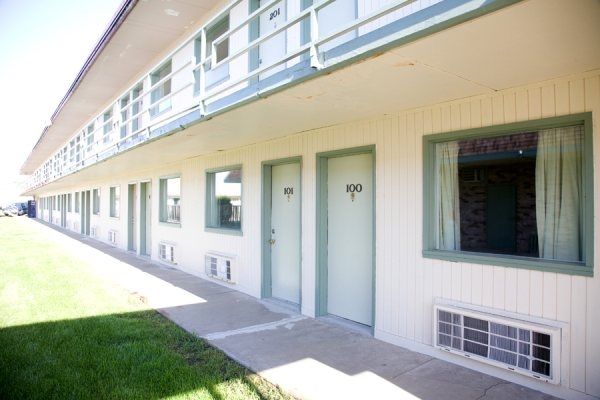 Travelers Lodge Beatrice Exterior photo